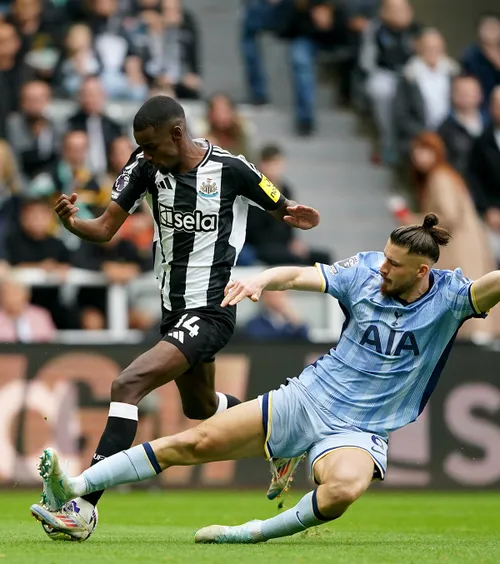 Intervenție fantastică  Cum s-a descurcat  Drăgușin , titular la eșecul lui Tottenham cu Newcastle