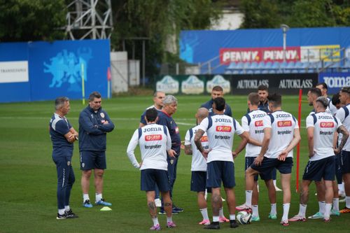 România, primul antrenament cu Mircea Lucescu. Foto: Iosif Popescu