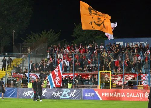 Oțelul Galați - Dinamo. Dinamoviștii, provocați de fanii gălățeni (foto: Raed Krishan/GOLAZO.ro)