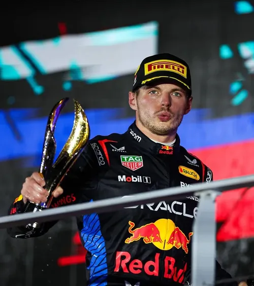 Reacția piloților din Formula 1  Discuțiile de pe grupul de WhatsApp după pedeapsa primită de  Verstappen