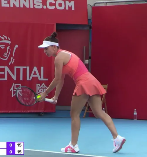 LIVE   Halep - Blinkova  » Simona joacă ACUM în turul 2 al turneului de la Hong Kong