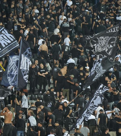 „Infern” în Grecia  Fanii lui PAOK,  promisiune respectată!  Cum a fost primit Elias Charalambous pe stadion