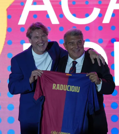 Barcelona răspunde   GOLAZO.ro a întrebat clubul catalan  de ce au lipsit Hagi și Gică Popescu  la lansarea Academiei de la București