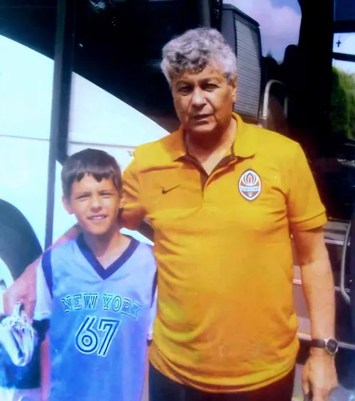 Imagine rară  Titularul echipei naționale, poză  de colecție  cu Mircea Lucescu, din urmă cu 15 ani