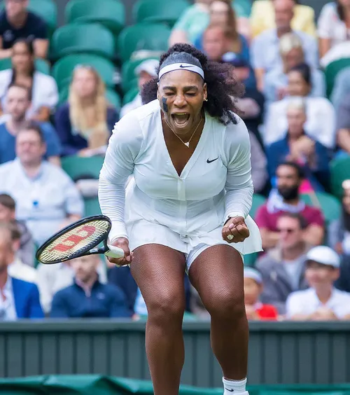 Serena Williams, operată  Fosta jucătoare a suferit o intervenție pentru  îndepărtarea unui chist