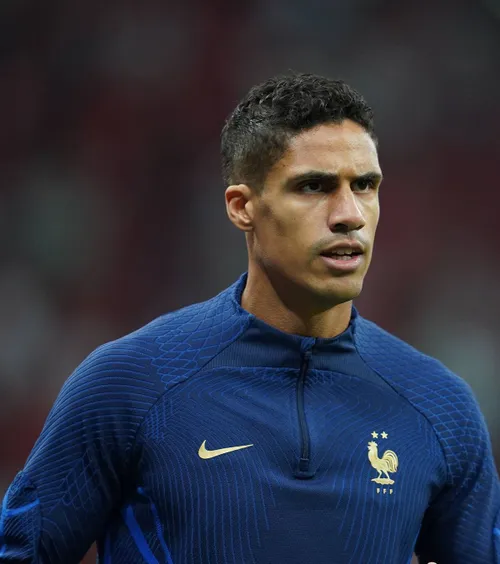 Varane, semnal de alarmă  Retras din fotbal, fostul fundaș avertizează:  „Totul este robotizat”  + Și-a găsit deja un nou job