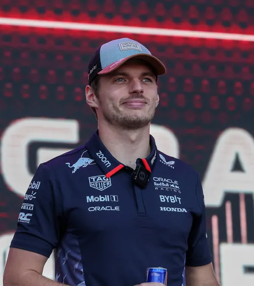 Verstappen, victorie după 4 luni   Pilotul Red Bull a câștigat  cursa sprint  din cadrul Marelui Premiu al SUA