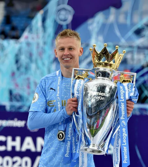 Zinchenko, păcălit de City  Dezvăluirile ucraineanului: „Am jucat 43 de meciuri în Premier League cu un  contract de junior ”