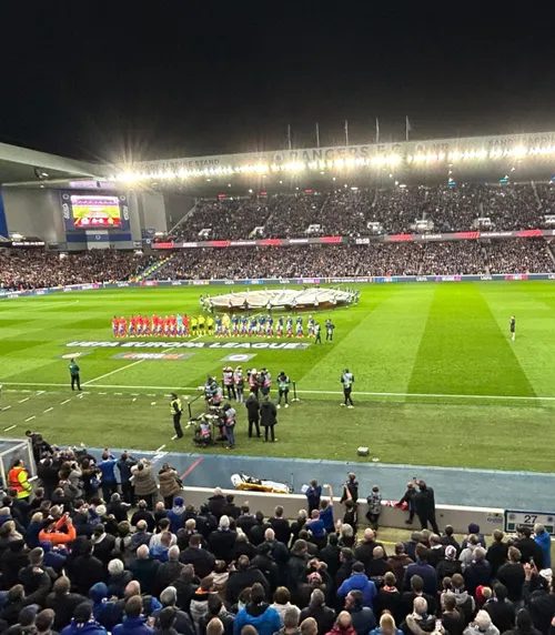 „Hagi, Hagi”   Românii, „șefi” pe Ibrox Stadium:  Ianis, aclamat  de fanii FCSB