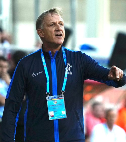 „O greșeală inadmisibilă”  Emil Săndoi,  nemulțumit  de eliminarea lui Kamberi cu Petrolul