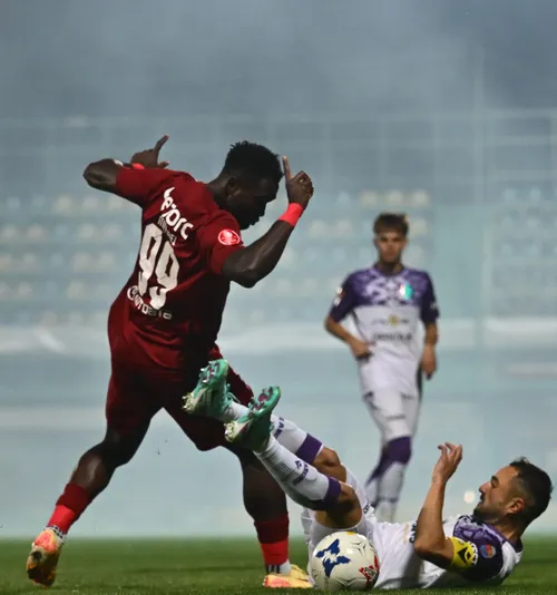 Cupa României   LIVE  : FC Argeș- CFR Cluj » Mogoș restabilește egalitatea + atmosferă superbă în tribune. Programul complet al primei etape