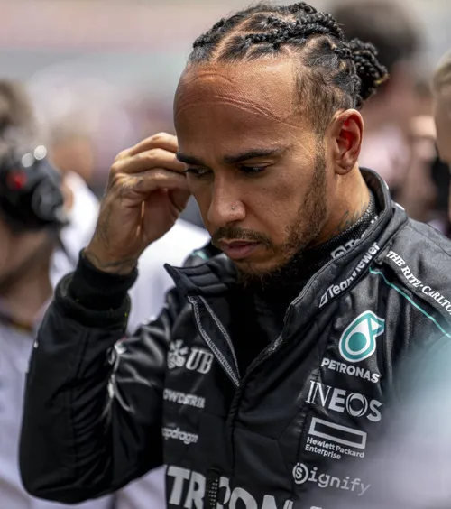 Hamilton oferă recompensă Pilotul Mercedes, măcinat de o întrebare: „Dacă găsești răspunsul,  îți dau un milion de dolari ”