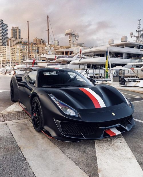 Ferrari 488 Pista Spider (FOTO: X)