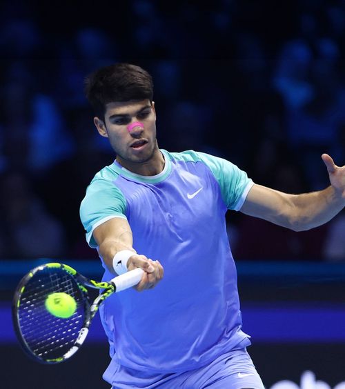 Turneul Campionilor   Alcaraz, meci dificil împotriva lui Zverev pentru un  loc în semifinale  + Sinner s-a calificat fără emoții » Cum a fost surprins Djokovic