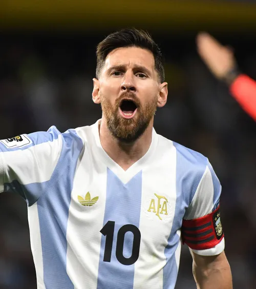 „Que mira bobo” 2.0  Leo Messi  s-a luat de un jucător  după un fault asupra lui » Cum a reeditat celebra frază de la Cupa Mondială din 2022