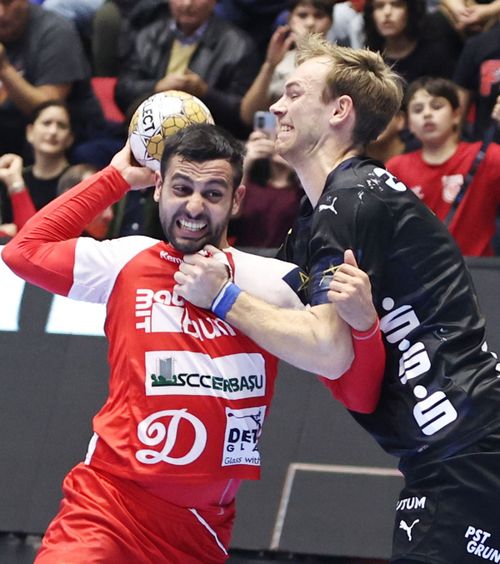 Fuchse Berlin - Dinamo 38-29  EHF Champions League » Campioana României  pierde  în Germania: clasamentul actualizat