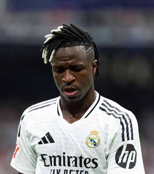 Vinicius s-a rupt  Starul brazilian s-a accidentat și ratează meciul dintre Real Madrid și Liverpool +  Cât va lipsi