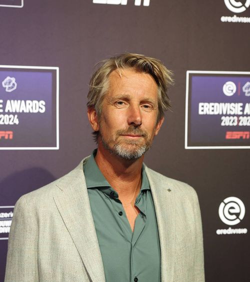 &bdquo;Mai mult dec&acirc;t erou&rdquo; Legendarul portar Edwin van der Sar vorbe&#537;te, &icirc;n exclusivitate pentru GOLAZO.ro, despre ce a &icirc;nsemnat Duckadam&nbsp;pentru el&nbsp;