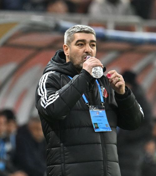 „Sunt foarte multe de reproșat”   Liviu Ciobotariu , dezamăgit de atitudinea echipei sale cu FCSB: „Ăsta e nivelul, trebuie să recunosc”