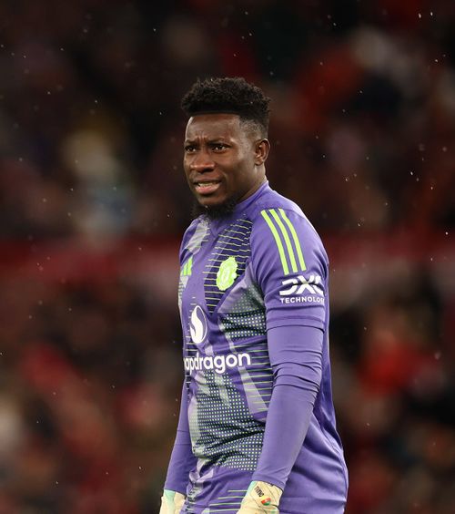 Onana lovește din nou   Manchester United , victorie chinuită cu Viktoria Plzen » O nouă gafă a portarului camerunez