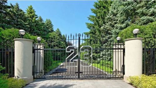 Michael Jordan și-a vândut casa din Highland Park (foto: Realtor)