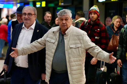 Mircea Lucescu, Mihai Stoichiță la aeroport (foto: Iosif Popescu/GOLAZO.ro)