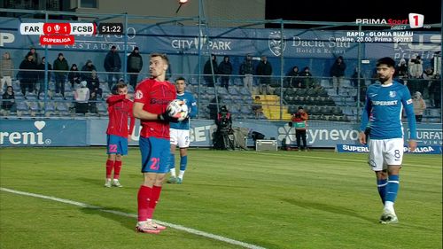 Farul - FCSB, Darius Olaru a înjurat un spectator Capturi Prima Sport (4).jpg