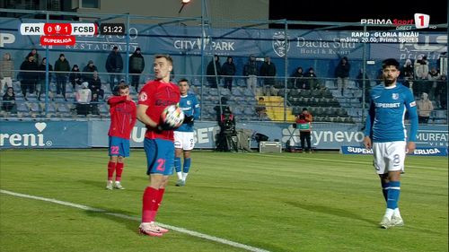 Farul - FCSB, Darius Olaru a înjurat un spectator Capturi Prima Sport (5).jpg