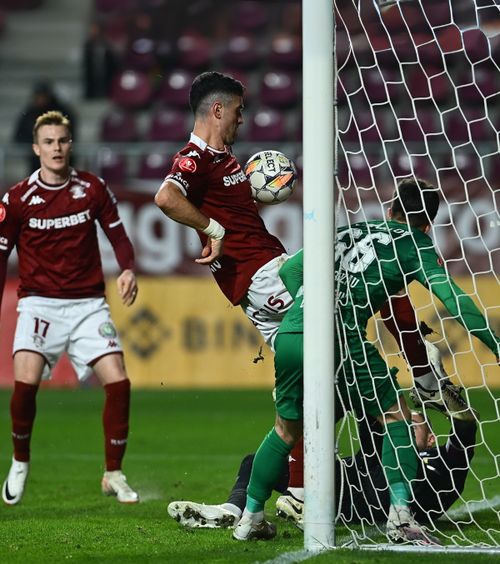 Două faze analizate de VAR la Rapid - Buzău  A fost sau nu a fost  gol?  + Boupendza, hat-trick interzis