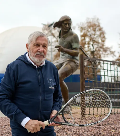 Supărarea lui Năstase  Reacția primului #1 ATP, după ce Halep a primit wild card doar pentru calificări la AO:  „Dubios și cam urât”