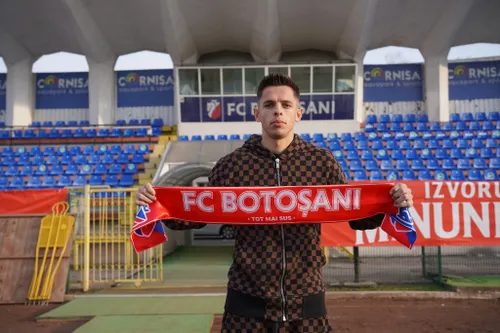 Alexandru Cîmpanu a semnat cu FC Botoșani (foto: facebook/FC Botoșani)