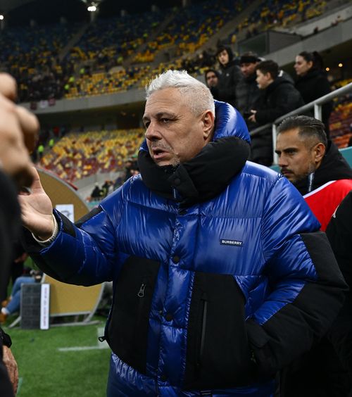 Tensiuni înainte de Dinamo - Rapid  Marius Șumudică  a amenințat  că scoate echipa de pe teren!