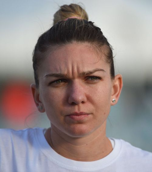 Greșeala Simonei Halep  Românca, atacată după ce a comentat suspendarea primită de Iga Swiatek:  „ Pierde  și singurul lucru pe care-l mai avea”