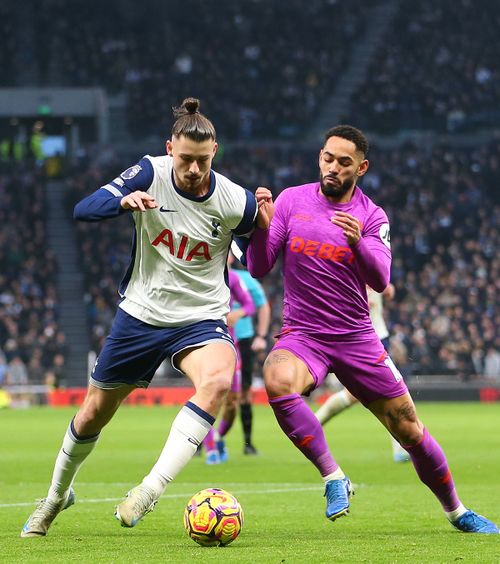 „N-am avut de ales”  Postecoglou  a dezvăluit de ce l-a titularizat pe Drăgușin în meciul Tottenham - Wolves: „Nu știu cine ar fi jucat”