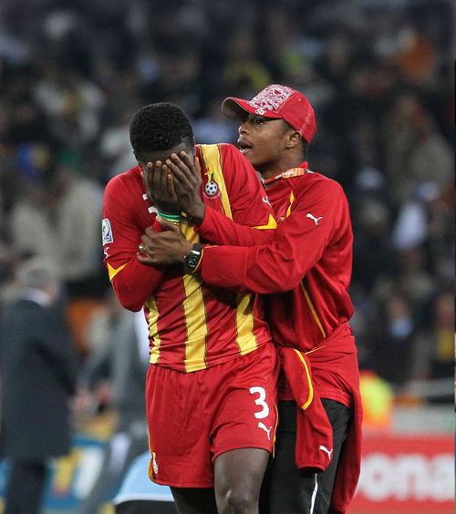 Atacul lui Asamoah Gyan Cel mai bun marcator din istoria Ghanei îi critică pe coechiperii săi de la CM 2010:  „Niște lași!”