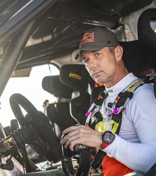 OUT de la Dakar   Sebastien Loeb  nu va mai concura în etapa 4 » Lovitură pentru Dacia Sandriders