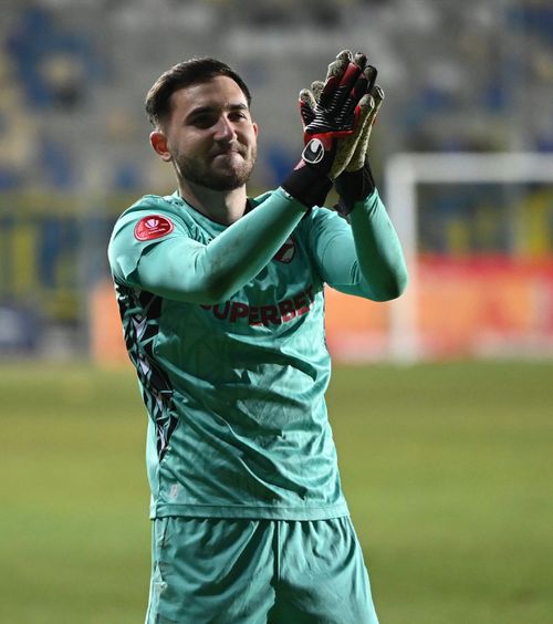 Alex Roșca, eroul „Câinilor”  Portarul lui Dinamo, după remiza cu U Craiova: „ E ceva enorm . Le mulțumesc pentru încredere!”