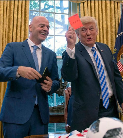 „Incredibilă onoare”   Gianni Infantino , președintele FIFA, prezent la învestirea lui Donald Trump la Casa Albă