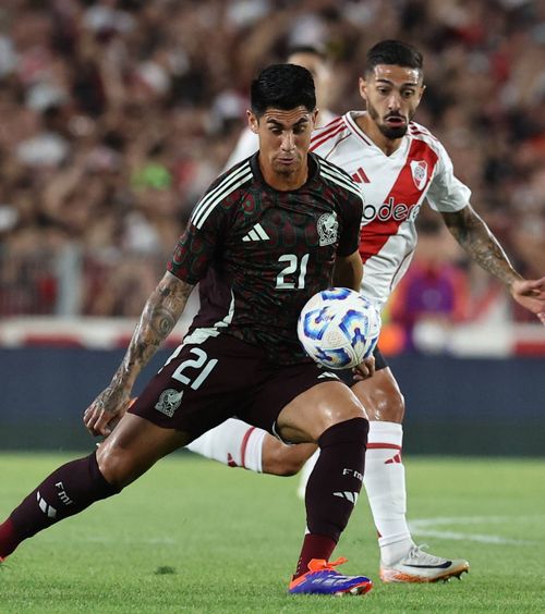 Amical hibrid Mexic, gazda CM 2026,  învinsă de River Plate.  Aproape 90.000 de spectatori pe „Monumental”!