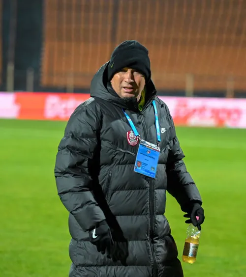 „Sunt șocat”   Reacția lui  Dan Petrescu  după ce a aflat că fanii îi vor cere demisia la meciul cu Farul: „Și eu vreau mai mult”