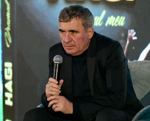 Gică Hagi și-a lansat cartea „Drumul meu” (foto: Iosif Popescu/GOLAZO.ro)