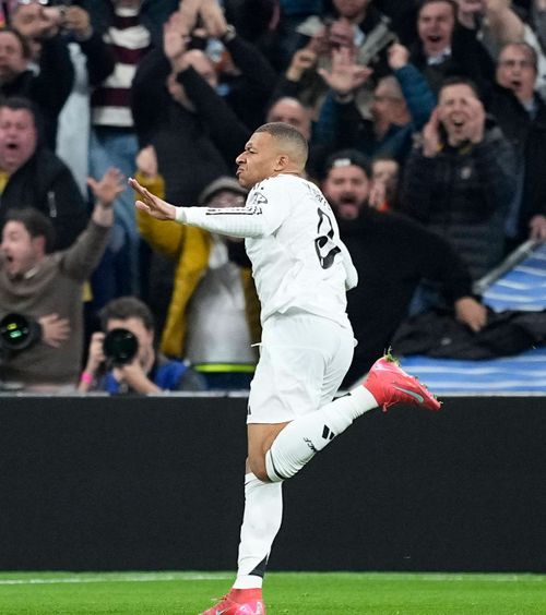 „L-a trimis direct în Croația”  Kylian Mbappe,  hat-trick  de senzație pe „Bernabeu” » Francezul i-a ridiculizat pe jucătorii lui Manchester City