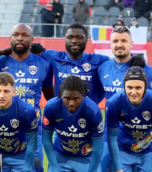 „Nu am jucat rău!”   Kevin Brobbey  reclamă arbitrajul după eșecul cu Hermannstadt: „Penalty acordat ușor” + de ce nu se mai numește Luckassen