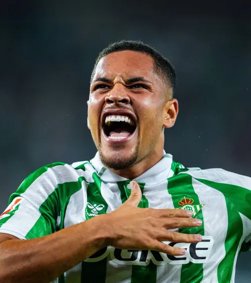 Verde pentru Vitor Roque  FIFA și-a dat acordul pentru  transferul atacantului  la Palmeiras, deși Barcelona nu-l putea reînregistra. Cum se poate efectua mutarea