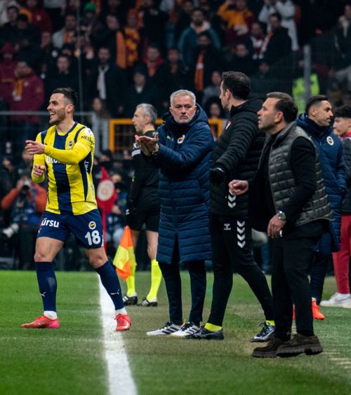 Mourinho și-a aflat pedeapsa   „The Special One”, suspendat 4 etape , după acuzațiile de rasism de la finalul meciului cu  Galatasaray