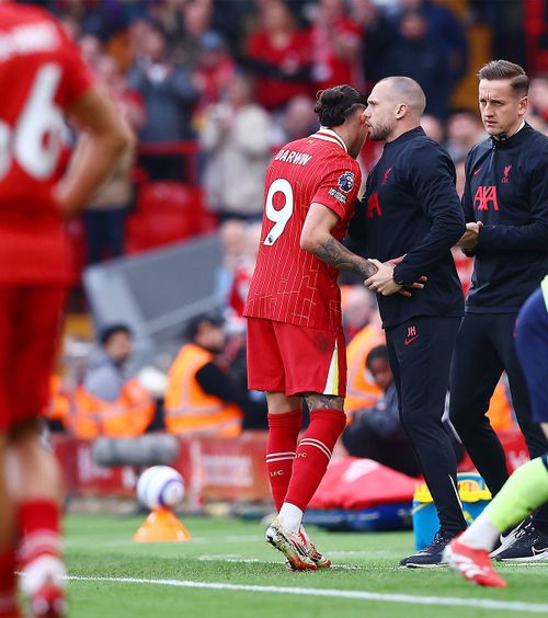 Liverpool, 6 schimbări De ce echipa lui Arne Slot a efectuat  înlocuire suplimentară  în meciul cu Southampton » Salah a încercat s-o împiedice!