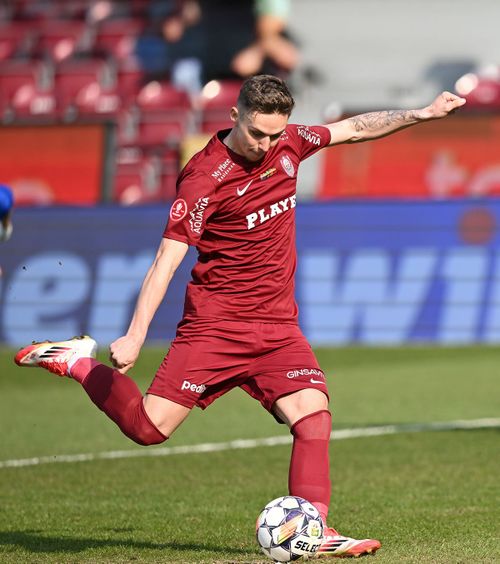 Pregătit de play-off  Louis Munteanu , prima reacție după hat-trick-ul cu Gloria Buzău: „Îmi plac meciurile mari, sper să fac diferenţa”