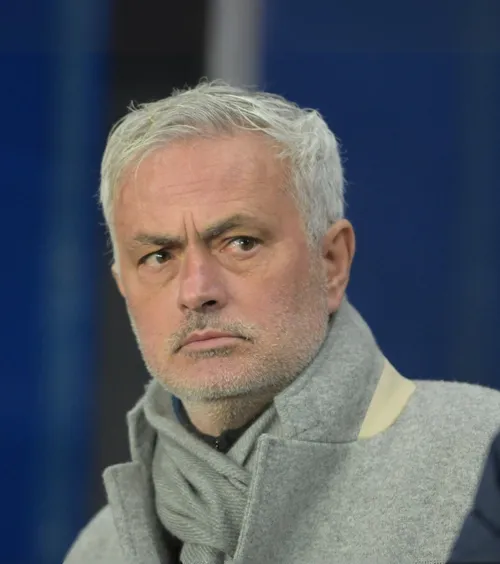 Mourinho, contre cu propriul jucător Îl acuză frontal:  „Poate să editeze câte imagini vrea , el nu s-a antrenat 4 zile la rând de 3 luni!”