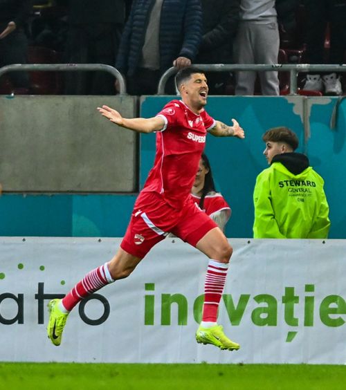 Gol la indigo!  FOTO:  Stipe Perica,  coșmarul lui FCSB!  A marcat din nou în derby, după o fază identică!