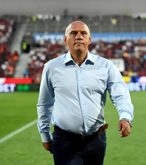 „Să treacă la nivelul următor”  Prunea  cere îmbunătățiri semnificative la Dinamo: „A căzut de tot după minutul 70!”